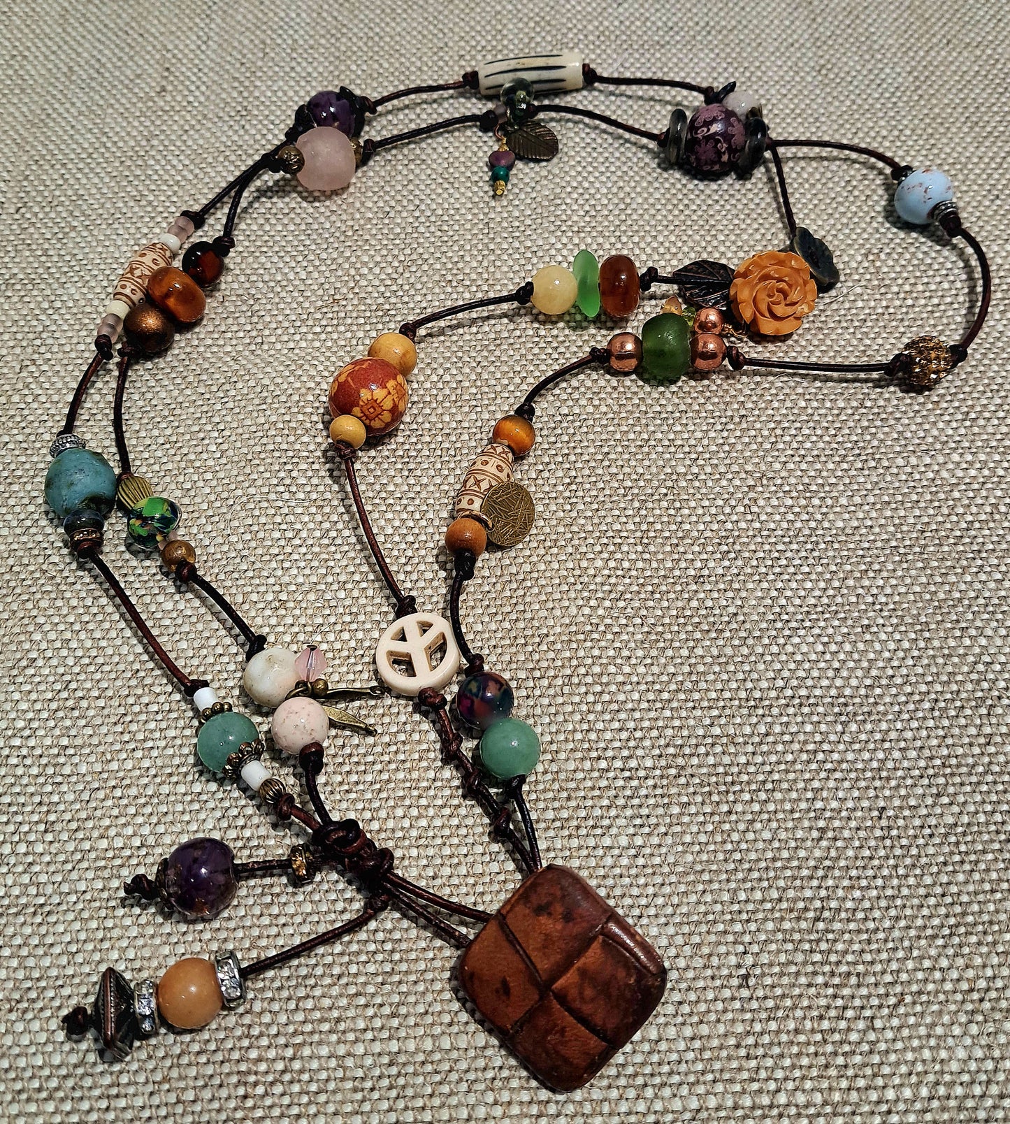 Crazy Chain peace sign charm