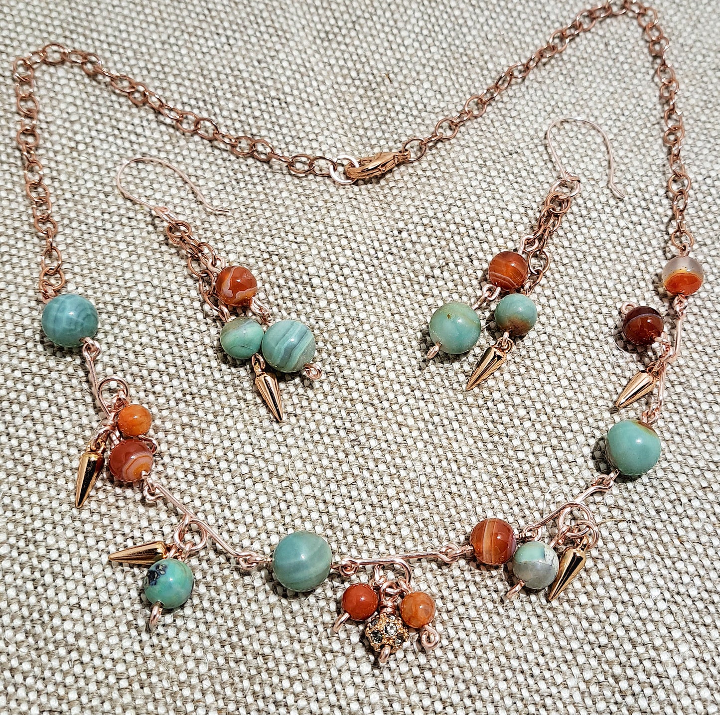 Ladies Rose gold necklace with terra verde agate and carnelian.