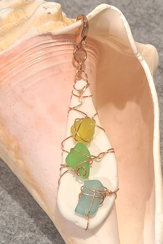 White Sea Shell pendant wire wrapped and decorated with Sea Glass Chips