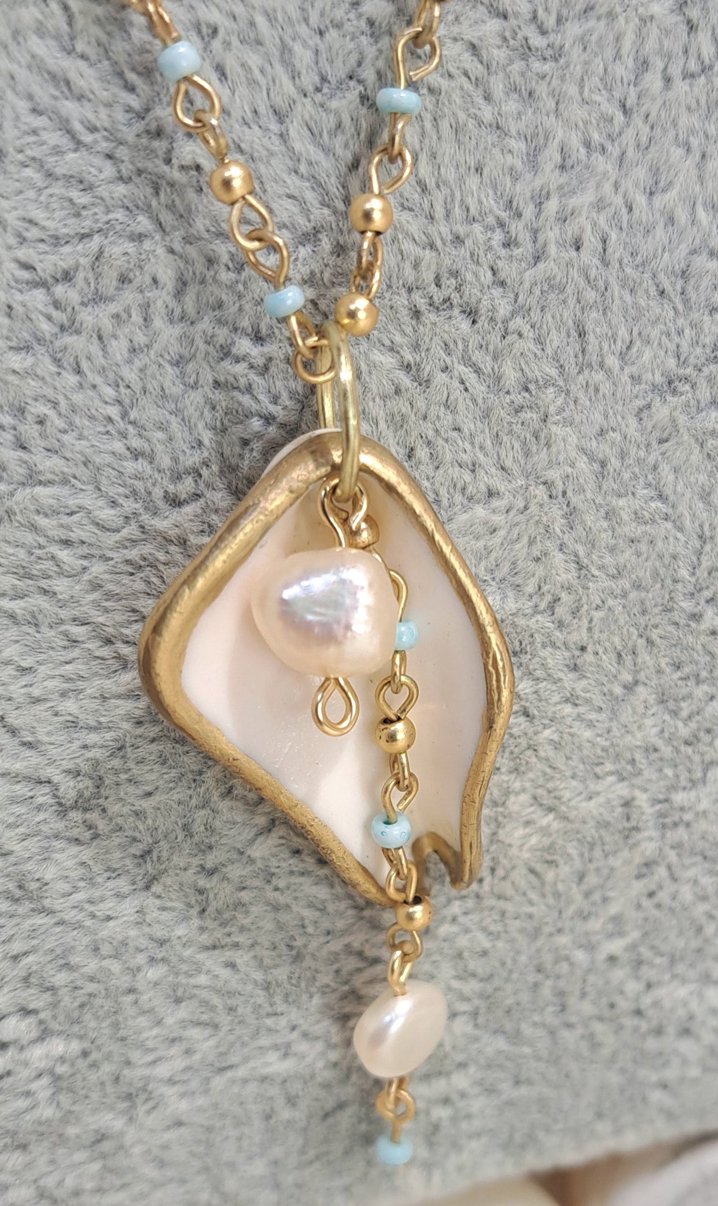 Sea Shell Necklace and earring with embellished satellite chain and fresh water pearl details