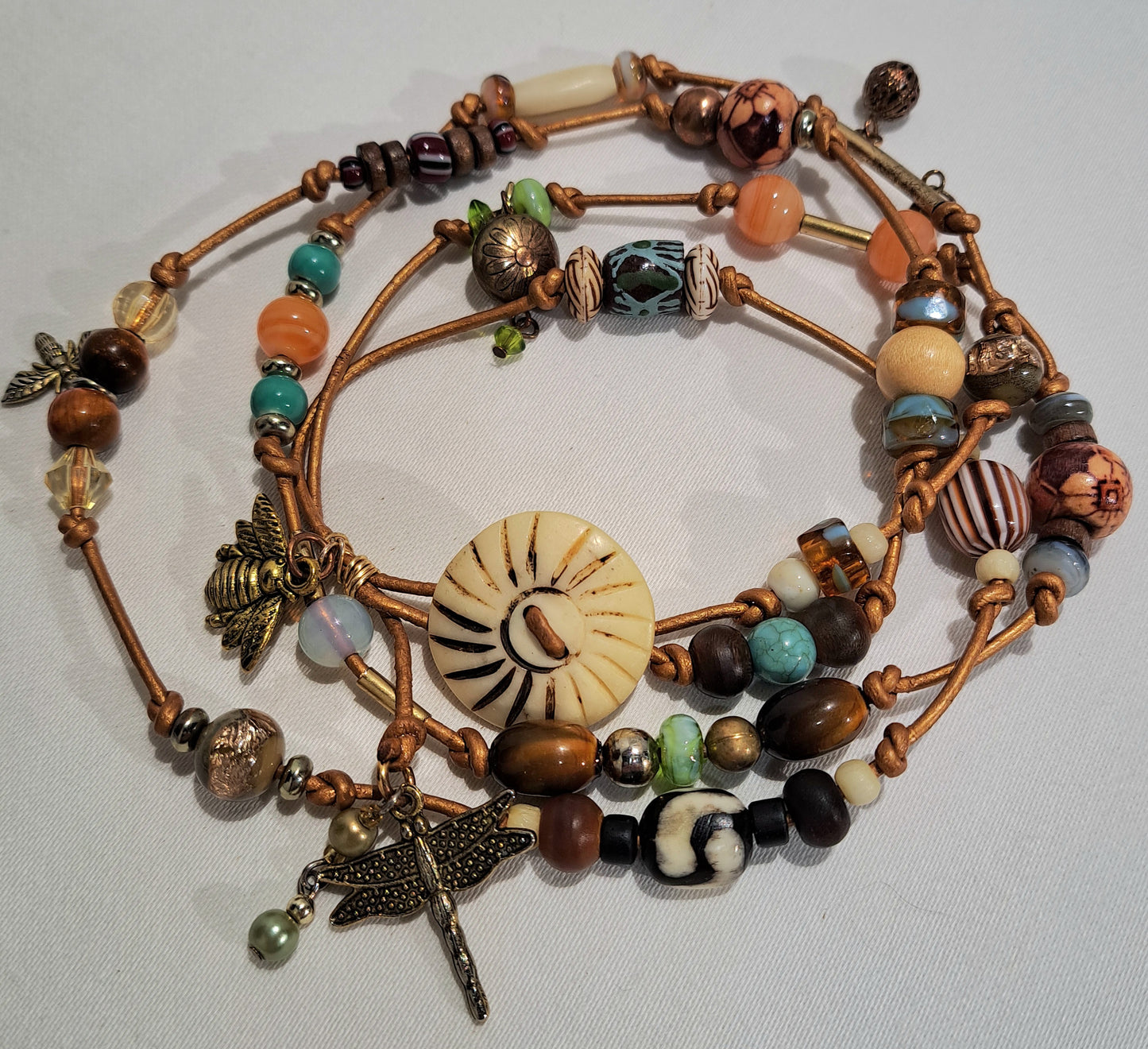 CRAZY CHAIN bees and dragonfly