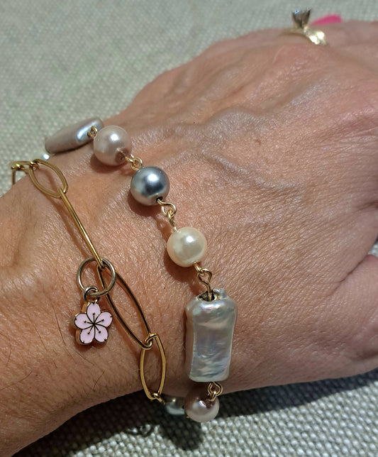 Ladies double strand paperclip chain and Biwa and mixed pearl bracelet.