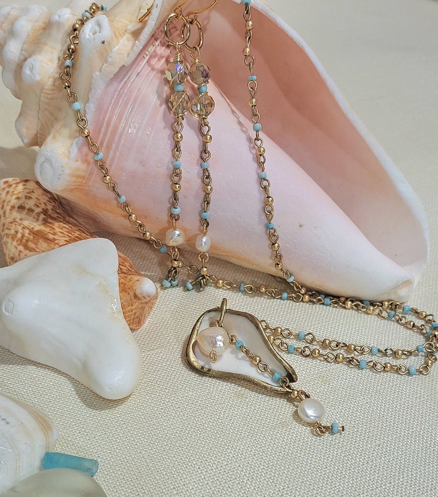 Sea Shell Necklace  and earring with embellished satellite chain and  fresh water pearl details